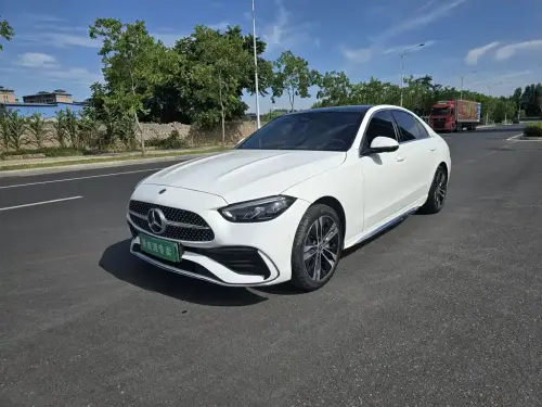 Mercedes-Benz C-Class, 2024