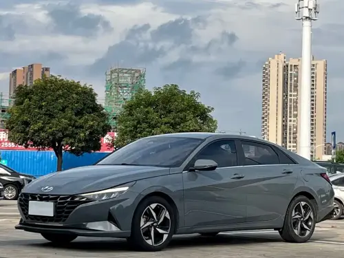 Hyundai Elantra, 2021