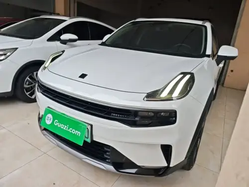 Lynk & Co 06, 2021