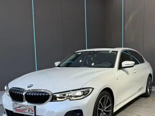 BMW 3-Series, 2020