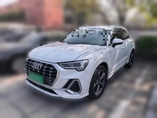 Audi Q3, 2021