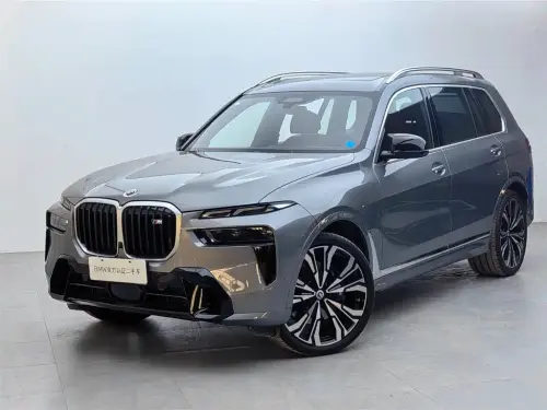 BMW X7 M, 2025