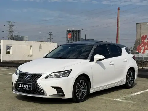 Lexus CT, 2021