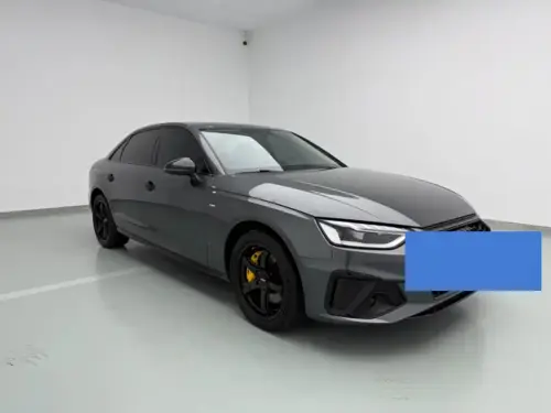 Audi A4, 2022