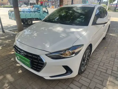 Hyundai Elantra, 2020