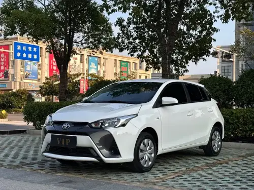 Toyota Yaris L, 2023
