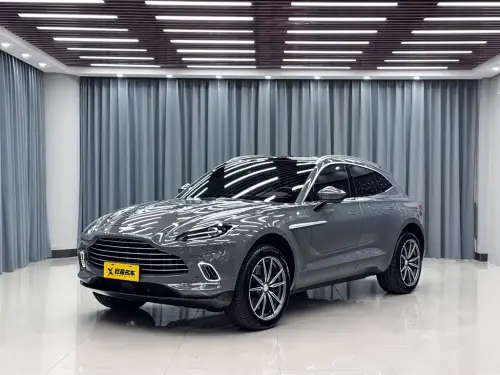 Aston Martin DBX, 2024