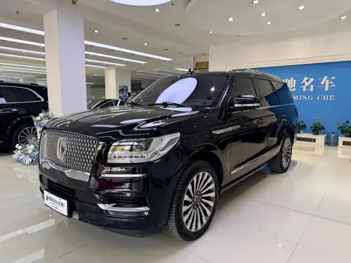 Lincoln Navigator, 2021