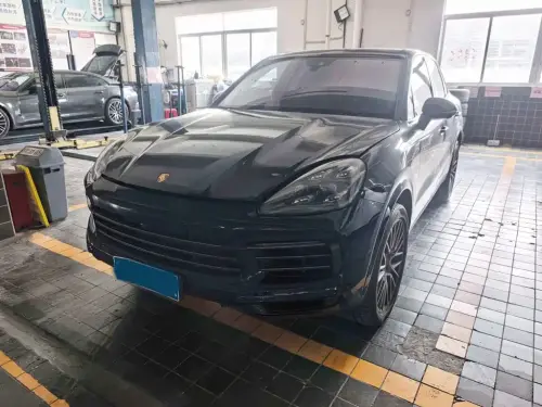 Porsche Cayenne, 2023