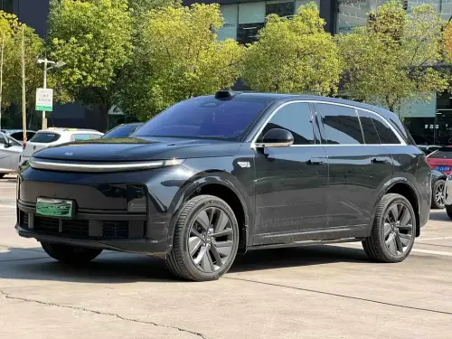 Li Auto L7, 2025