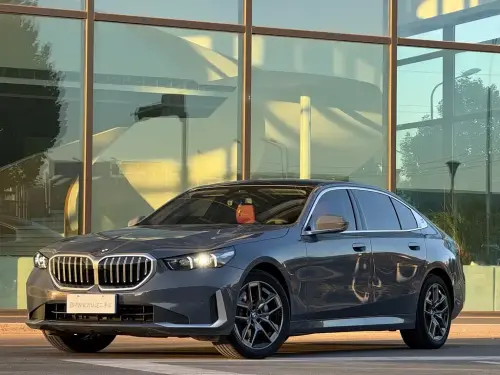 BMW 5-Series, 2024