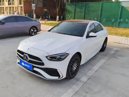 Mercedes-Benz C-Class, 2024