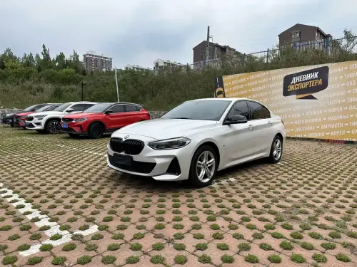 BMW 1-Series, 2022