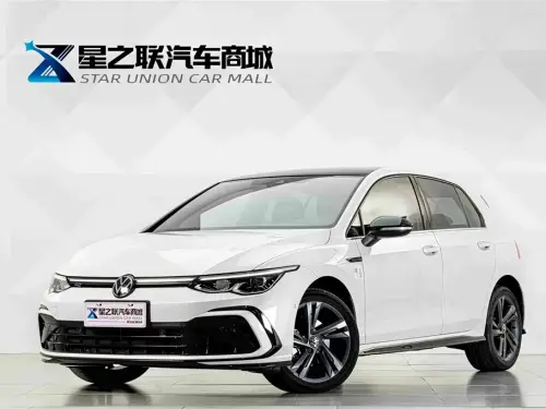 Volkswagen Golf, 2024