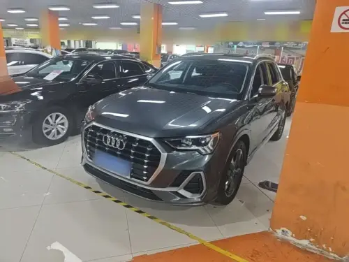 Audi Q3, 2023