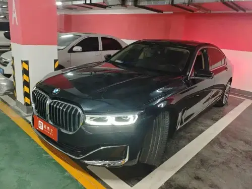 BMW 7-Series, 2021