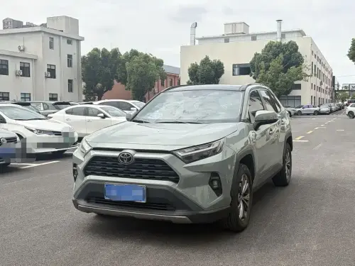 Toyota RAV4, 2024