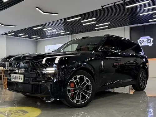 Lynk & Co 900, 2025