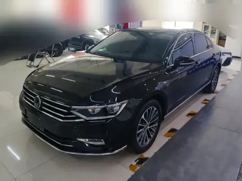 Volkswagen Magotan, 2021