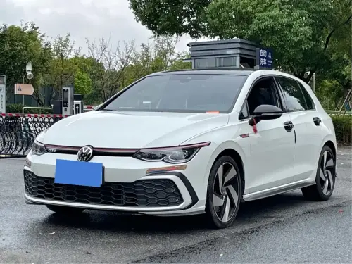 Volkswagen Golf GTI, 2023