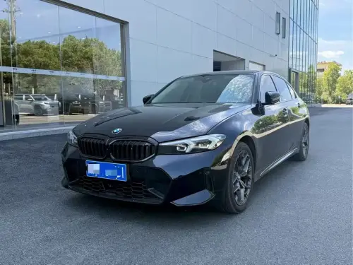 BMW 3-Series, 2024