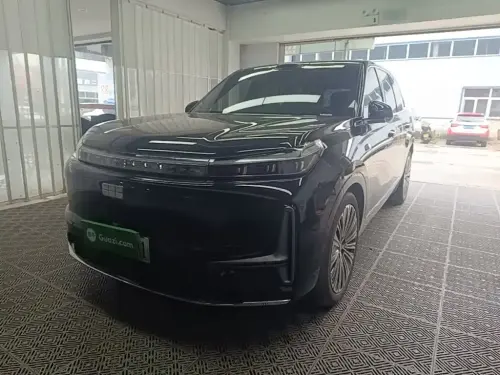 Geely Galaxy M9, 2025