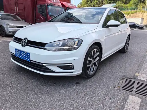 Volkswagen Golf, 2020