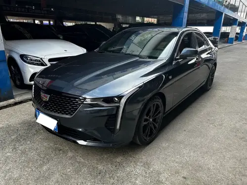 Cadillac CT4, 2022