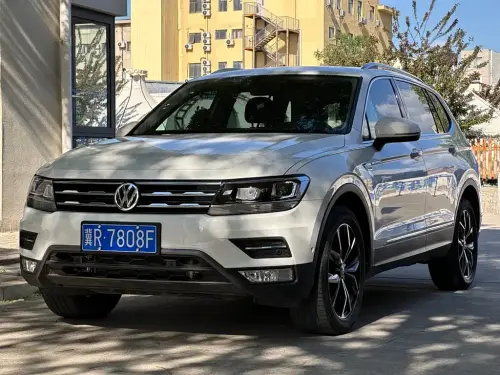 Volkswagen Tiguan, 2020
