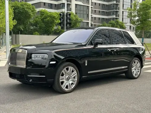 Rolls-Royce Cullinan, 2021