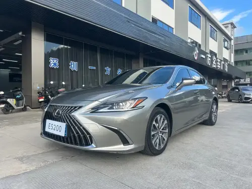 Lexus ES, 2024