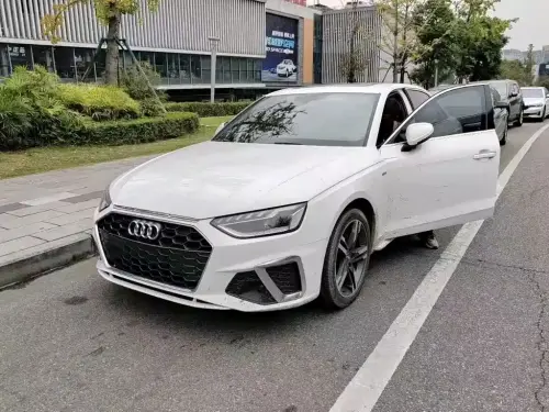 Audi A4, 2021