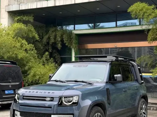 Land Rover Defender, 2021