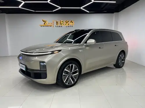 Li Auto L9, 2022