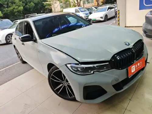 BMW 3-Series, 2021