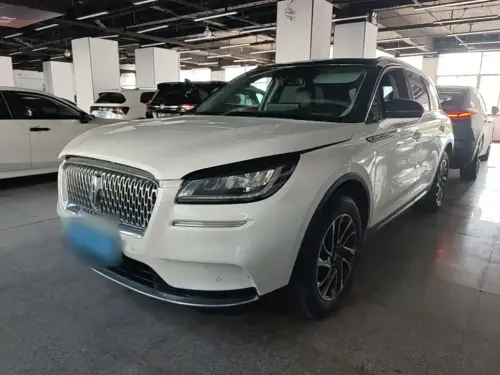Lincoln Corsair, 2020