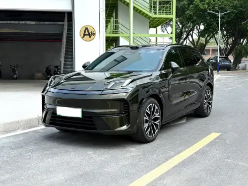 Lynk & Co 08, 2025