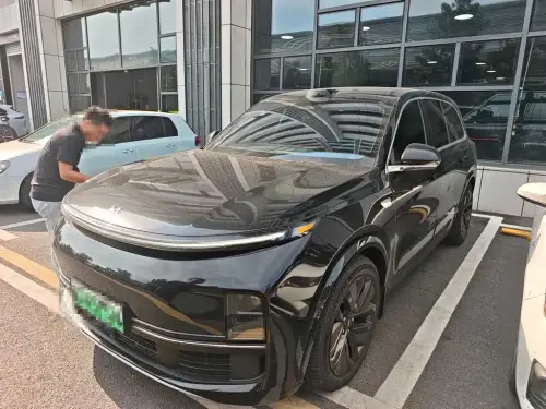 Li Auto L9, 2023