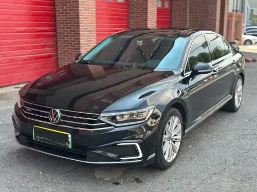 Volkswagen Magotan, 2023