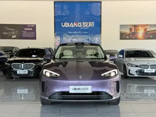 AITO M5, 2025