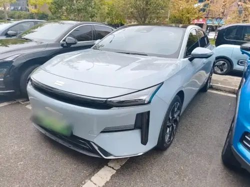 Geely Galaxy L6, 2023