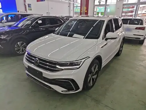 Volkswagen Tiguan, 2023