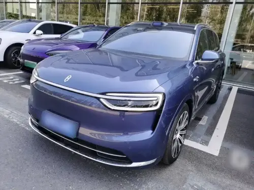 AITO M7, 2025