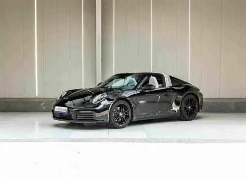 Porsche 911, 2024