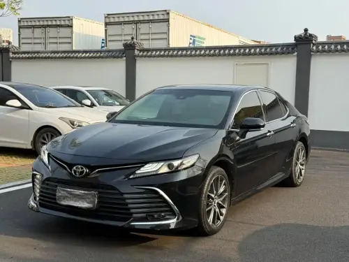 Toyota Camry, 2022
