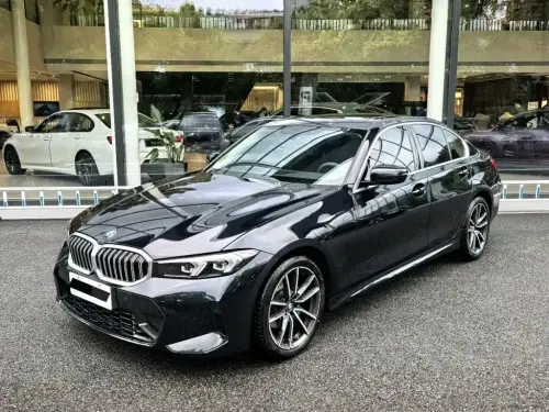 BMW 3-Series, 2024