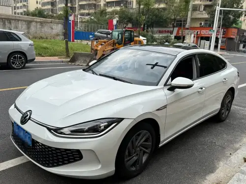 Volkswagen Lamando, 2023