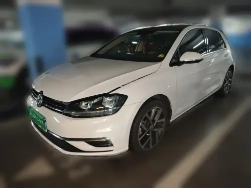 Volkswagen Golf, 2020