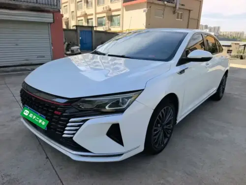 Dongfeng Yixuan MAX, 2022