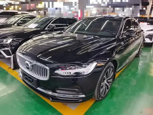 Volvo S90, 2022